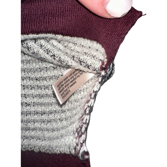 The Limited Maroon Boatneck Pullover Plaid Womens Small Knit Sweater - Picture 10 of 10
